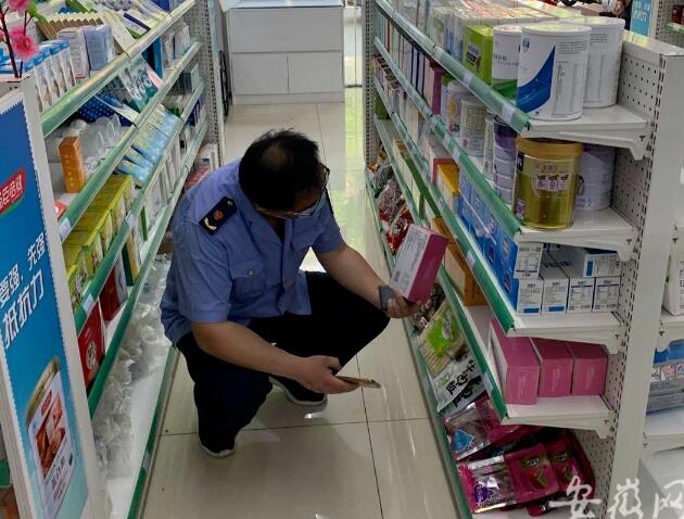 藥品陰涼柜不開電源，儲(chǔ)藏區(qū)溫度過高