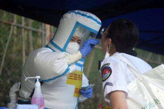 溫度可調節(jié)防護服